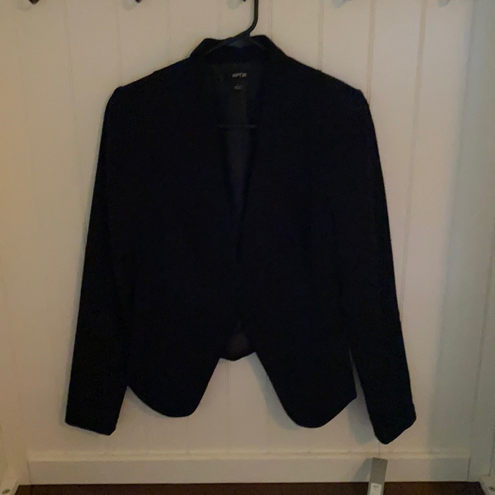 Apt 9 Blazer